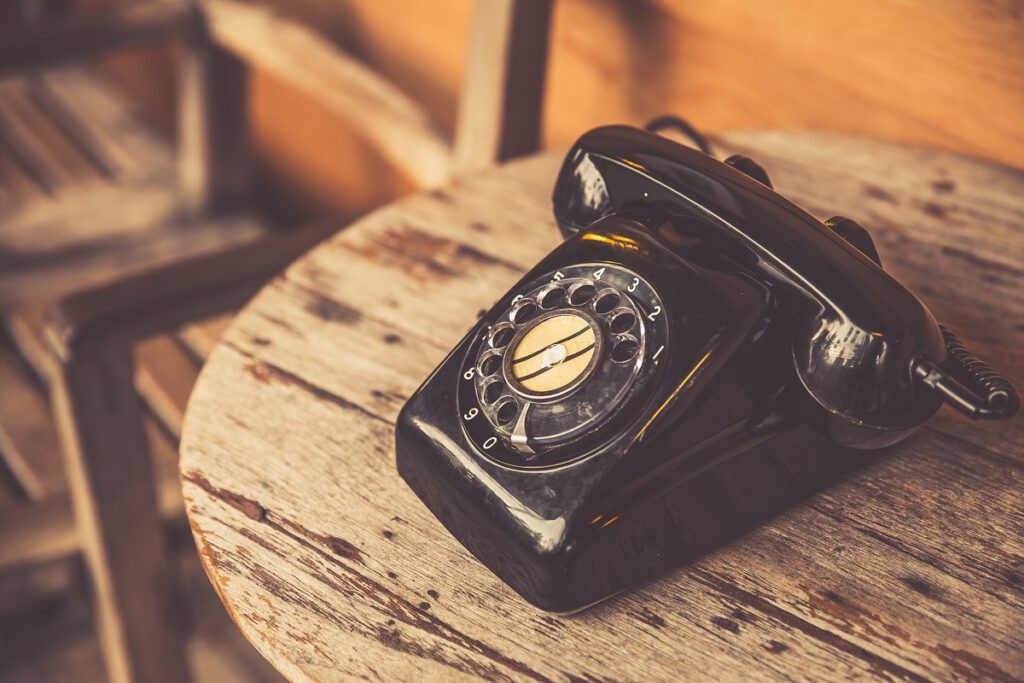Atrakcje na wesele - telefoniczna księga gości na weselu