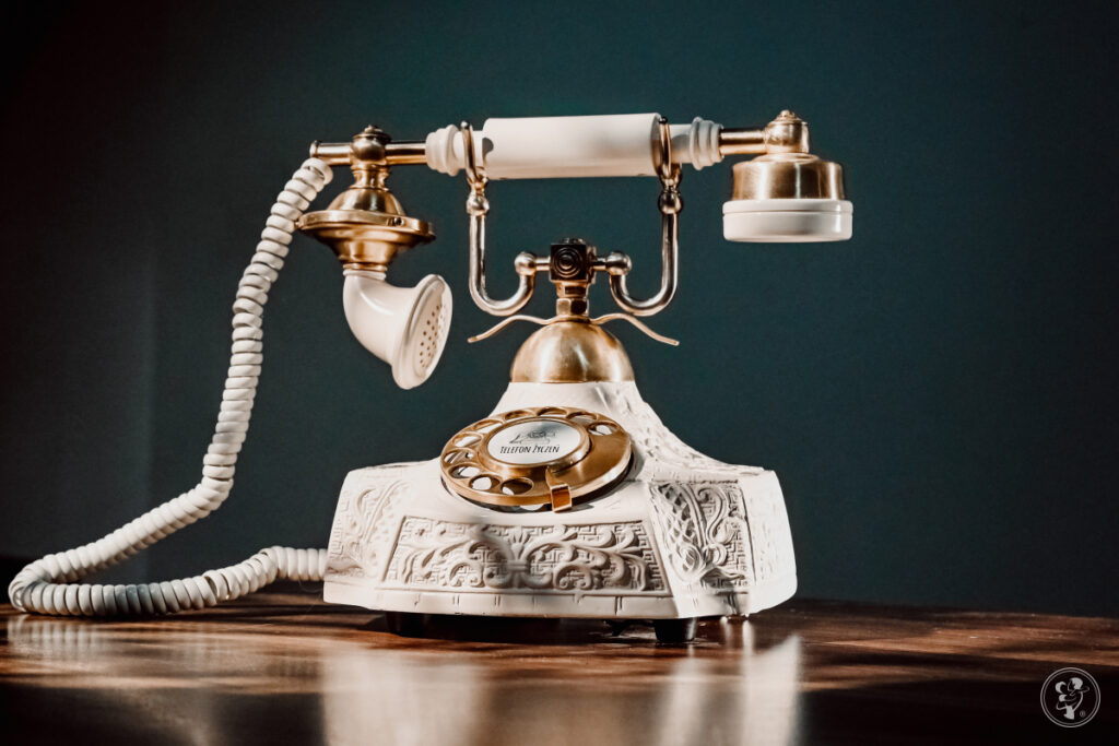 Jak działa telefon życzeń na wesele
